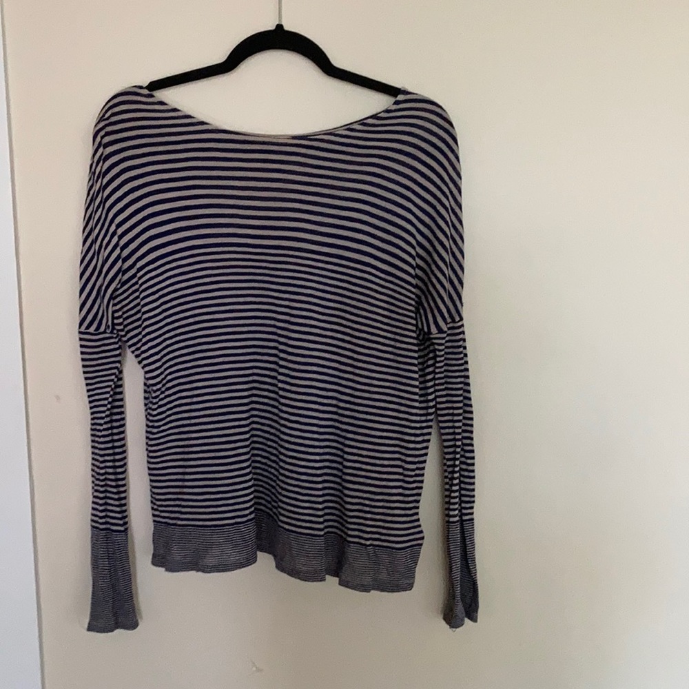 Flowy striped t